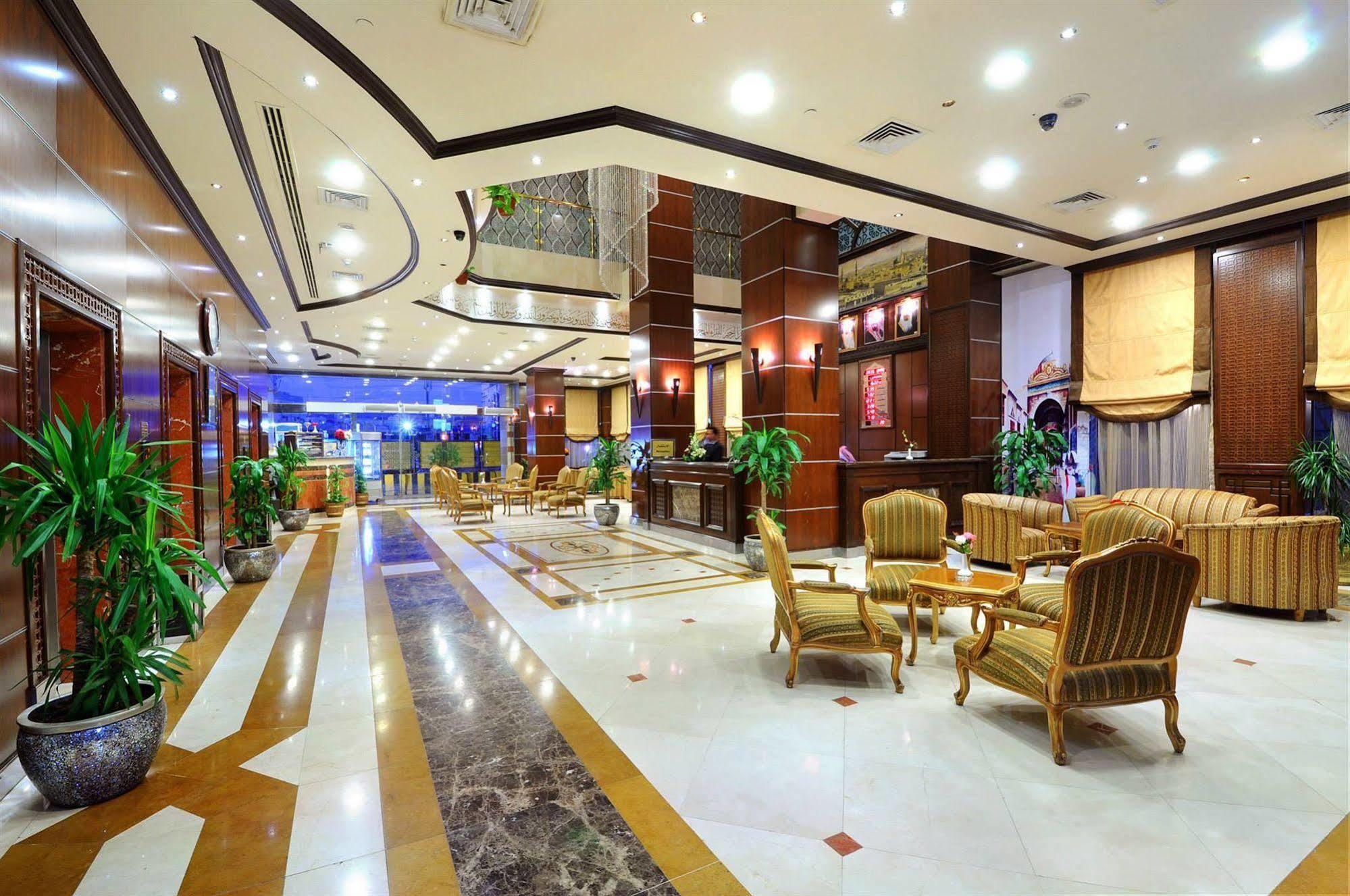 Zowar International Hotel Medína Exteriér fotografie